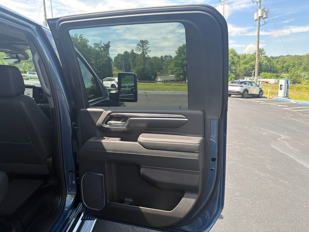 Used 2025 Lakeshore Blue Metallic Chevrolet LTZ image 60
