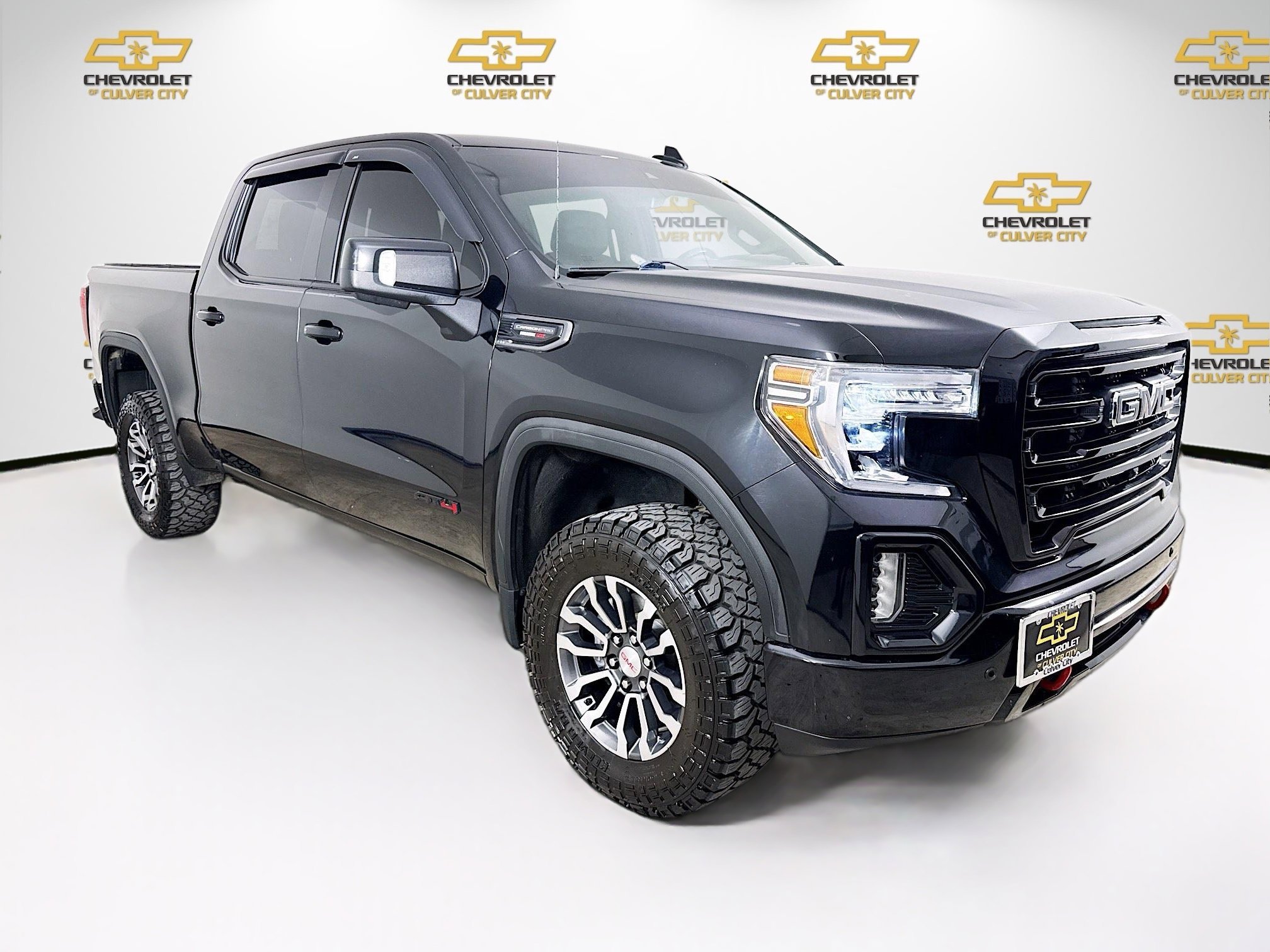 2021 GMC Sierra 4WD Crew Cab Short Box AT4's photo
