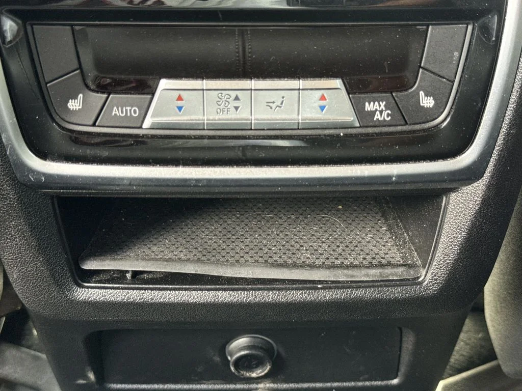 Used 2021 Black BMW M50i image 22
