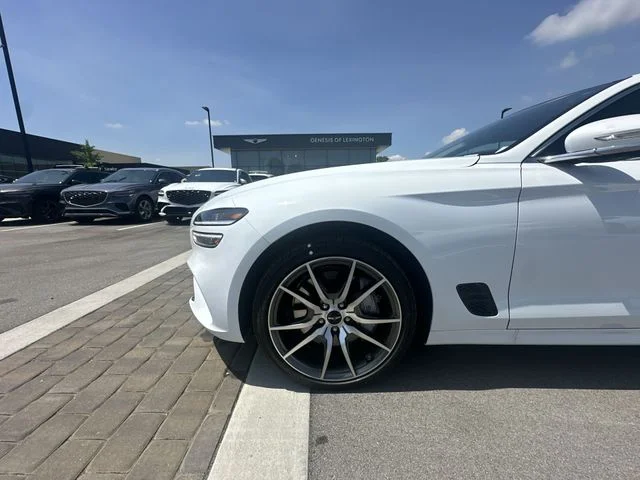 Used 2026 White Genesis 2.5T Prestige image 10