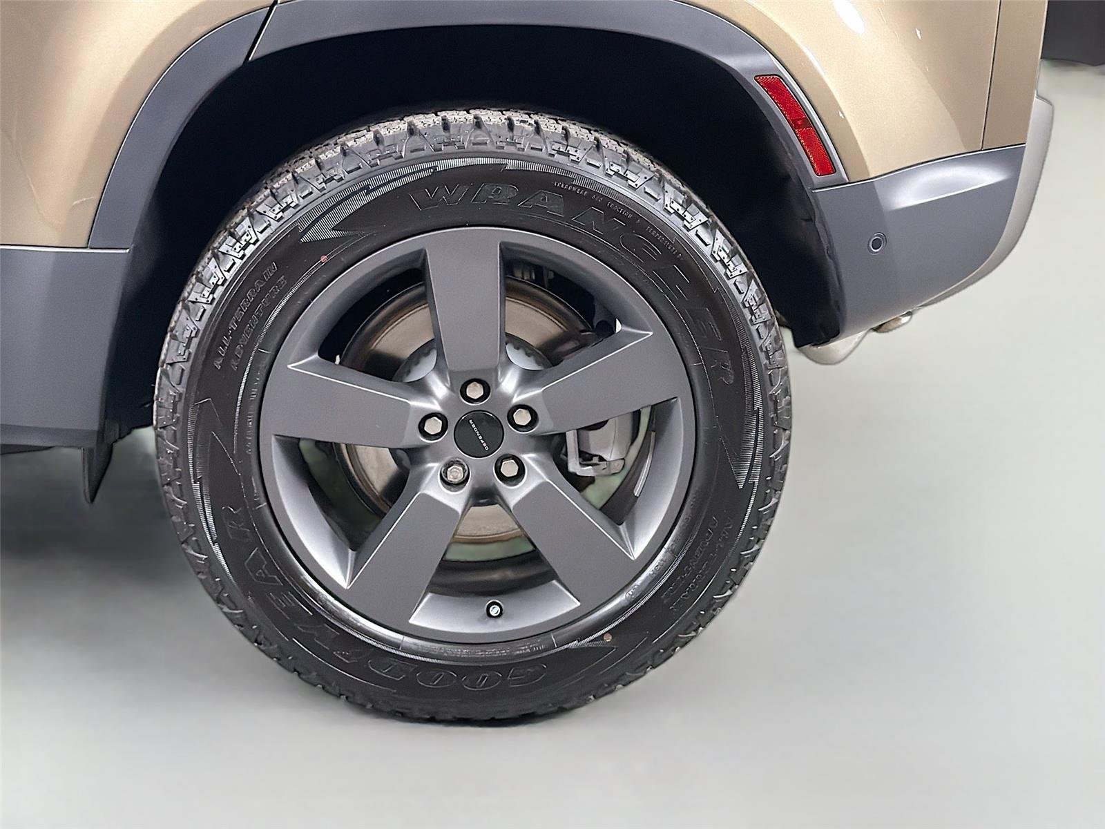 New 2026 Gondwana Stone Land Rover 110 S P300 image 29