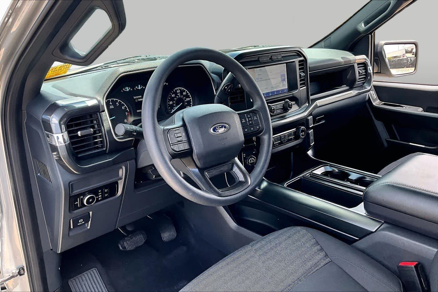 Used 2023 Iconic Silver Ford XL image 18