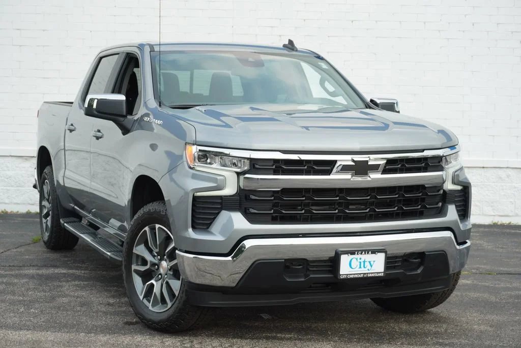 New 2026 Sterling Gray Metallic Chevrolet LT image 4