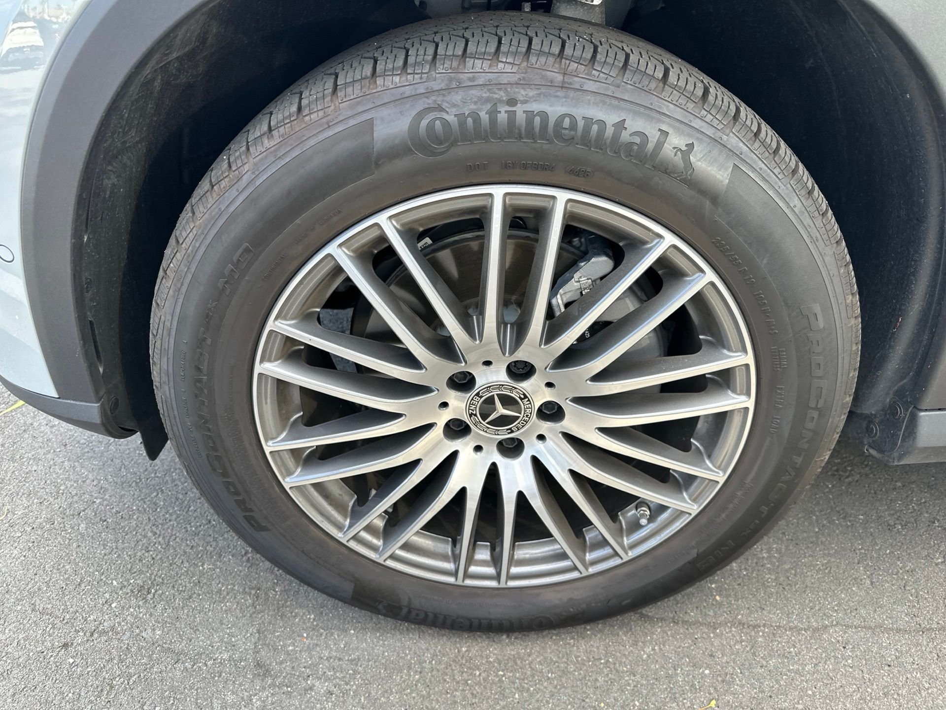 Used 2026 Gray Mercedes-Benz GLC 300 image 3