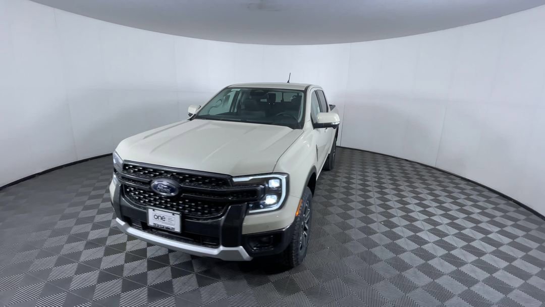 New 2025 Desert Sand Ford Lariat image 3