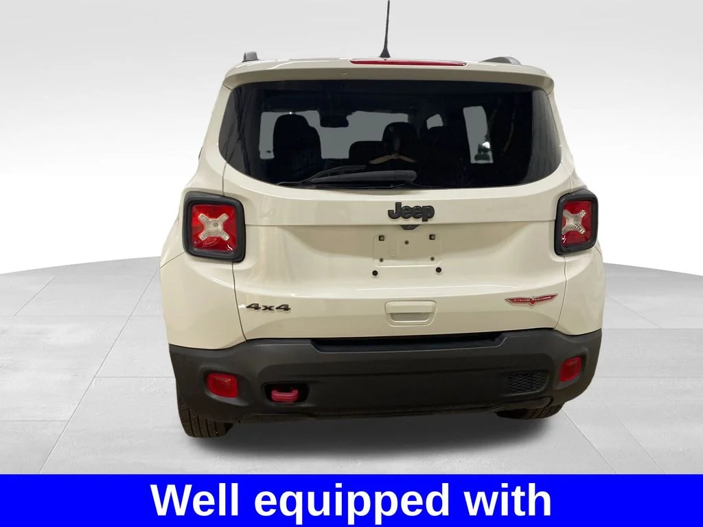Used 2023 White Jeep Trailhawk image 3