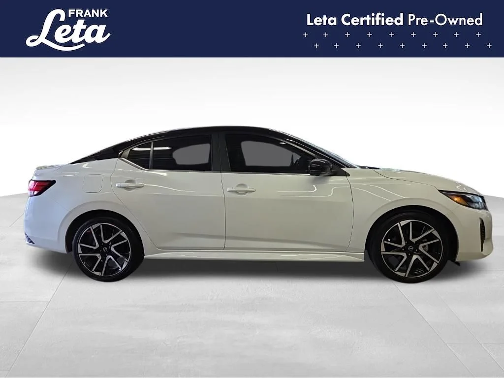 Used 2025 White Nissan SR image 7