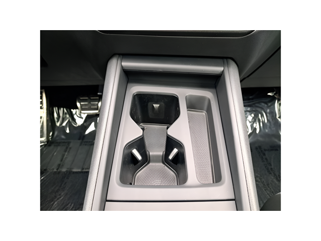 2025 Volkswagen Tiguan SE R-LINE BLACK - Photo 22