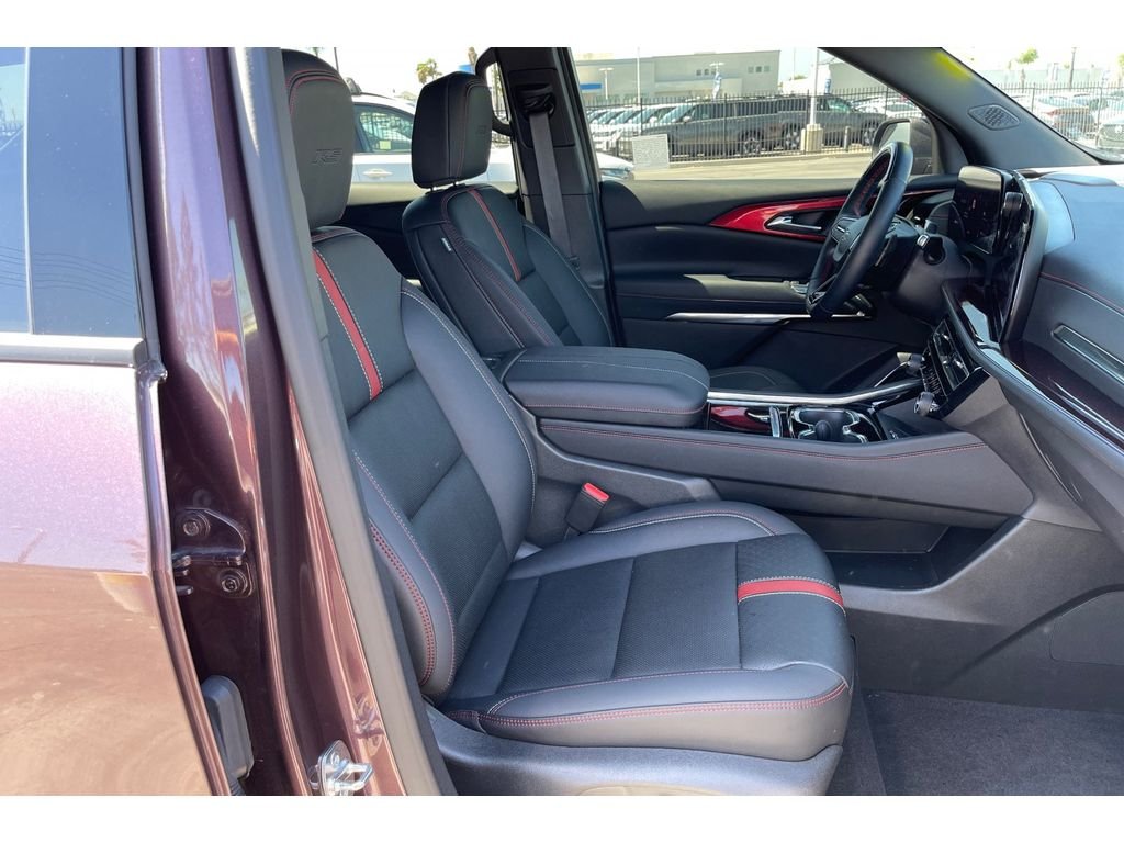 Used 2026 Stardust Metallic Chevrolet FWD RS image 21
