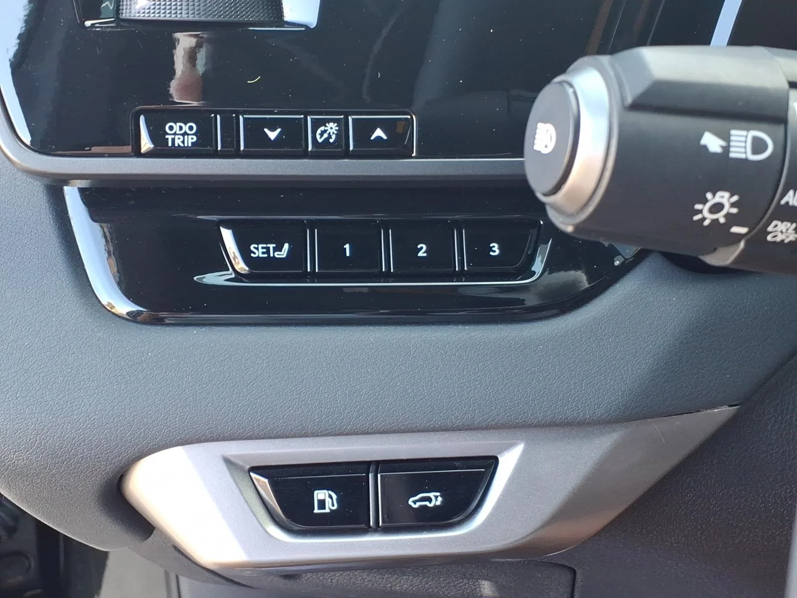 Used 2025 Caviar Lexus Premium image 19