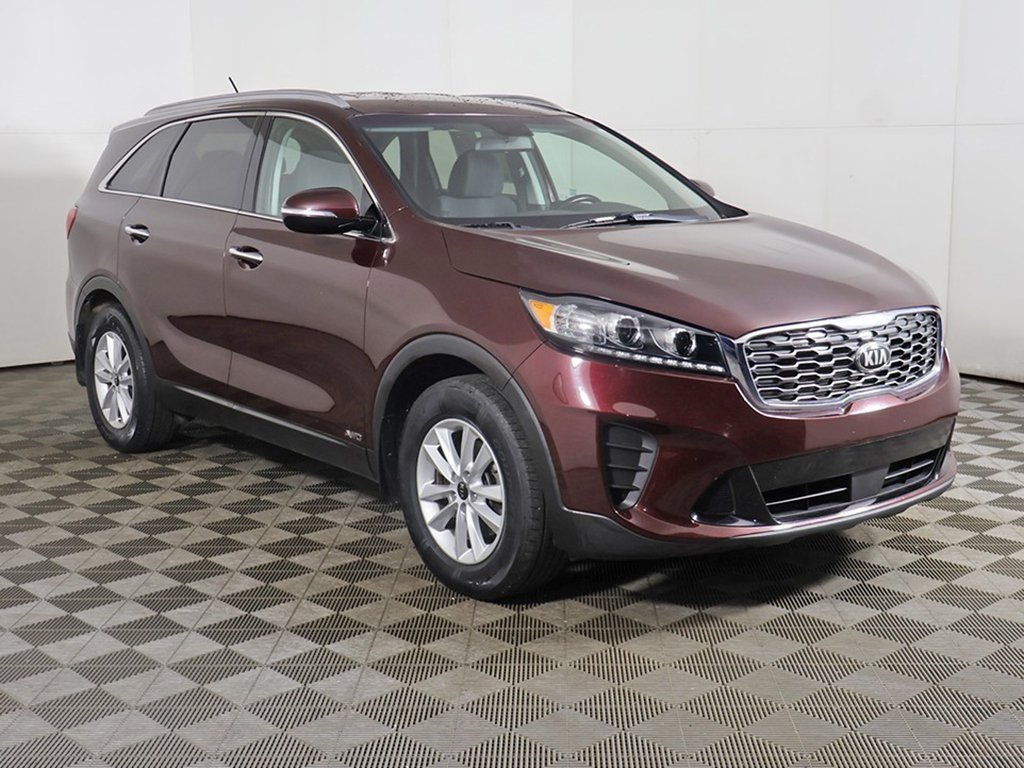 Used 2020 Kia Sorento LX with VIN 5XYPGDA39LG637669 for sale in Parma, OH