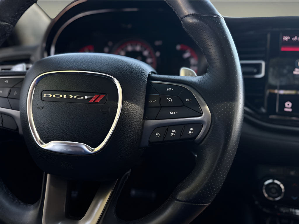 Used 2022 Black Dodge Citadel image 12