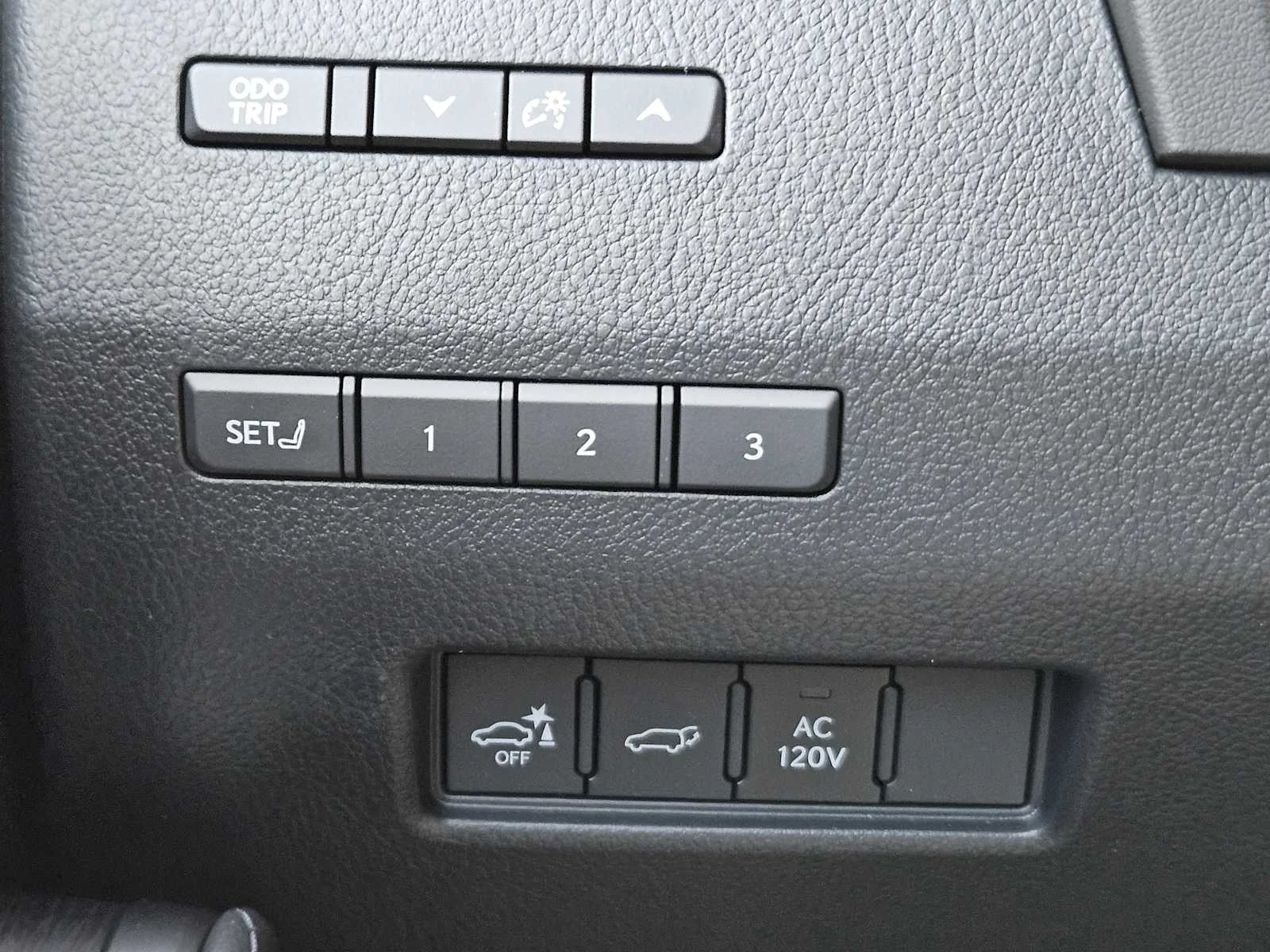 Certified Used 2026 INCOGNITO Lexus Premium+ image 17