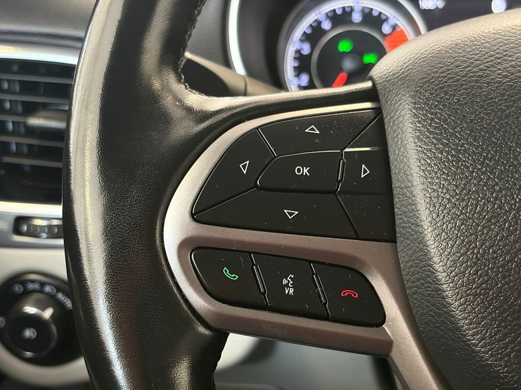Used 2020 Velvet Jeep Limited image 26