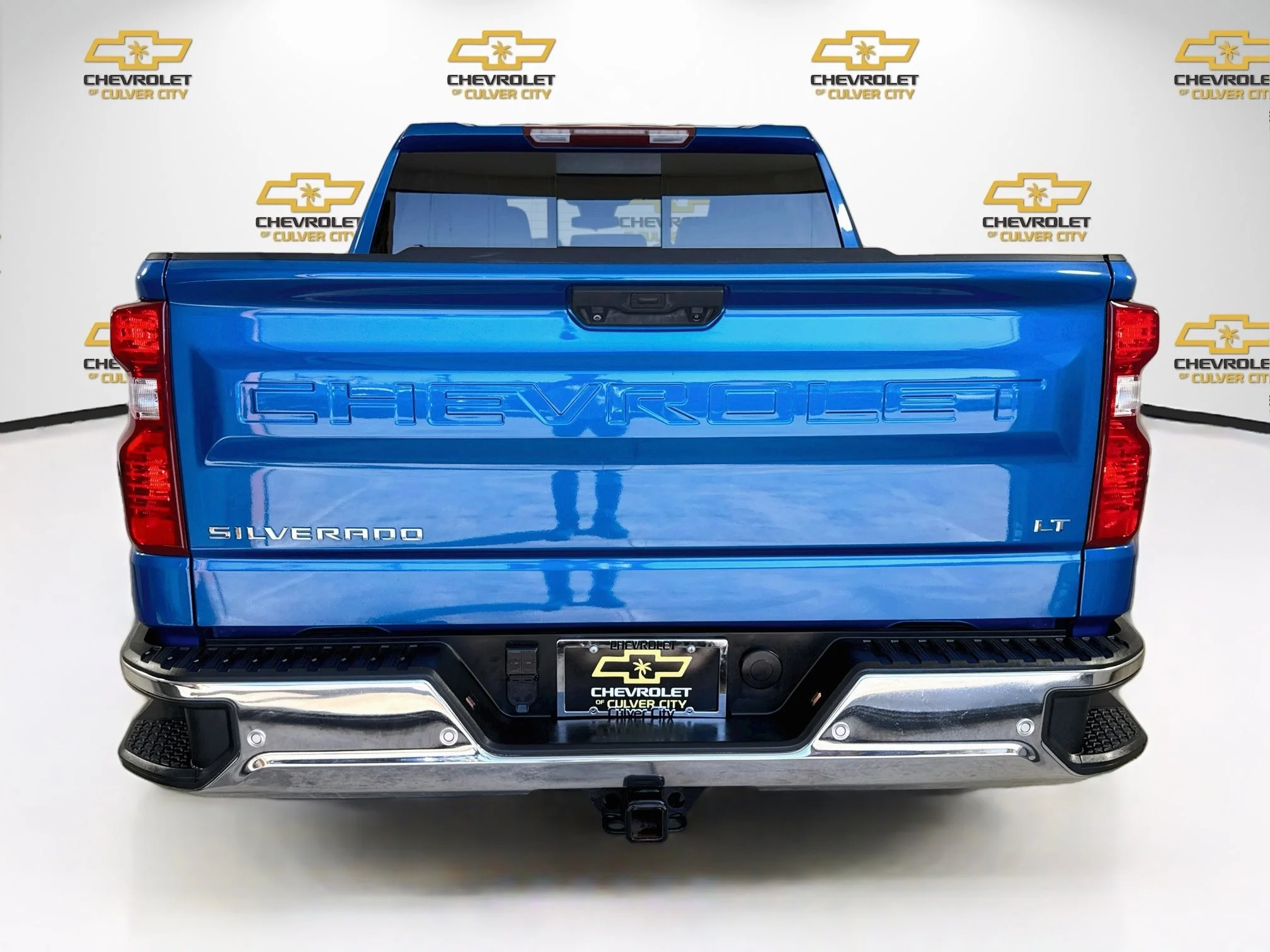 Used 2022 Glacier Blue Metallic Chevrolet LT image 7