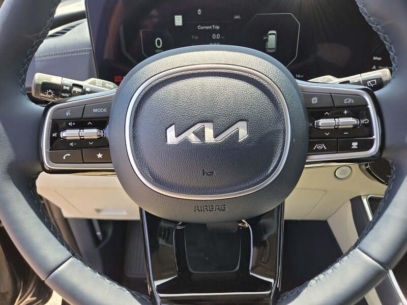 2026 Kia Carnival SX Prestige - Photo 13