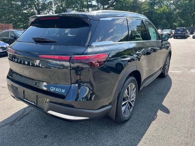 New 2027 Mineral INFINITI Luxe AWD image 3