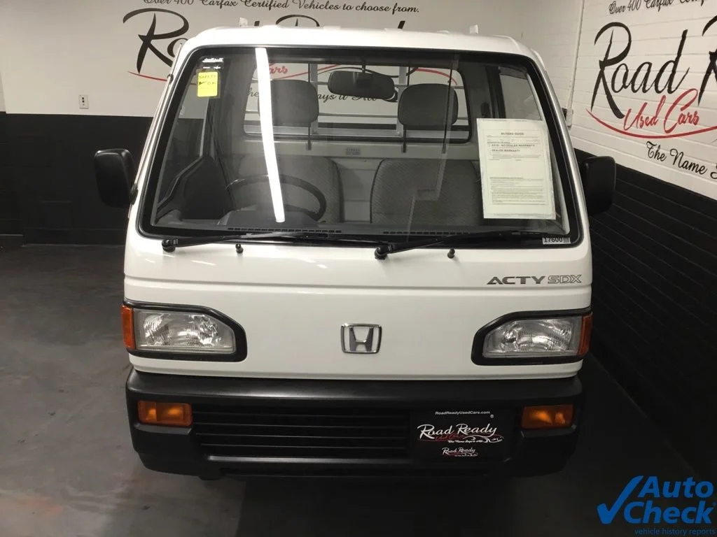 Used 1990 White Honda SDX image 4