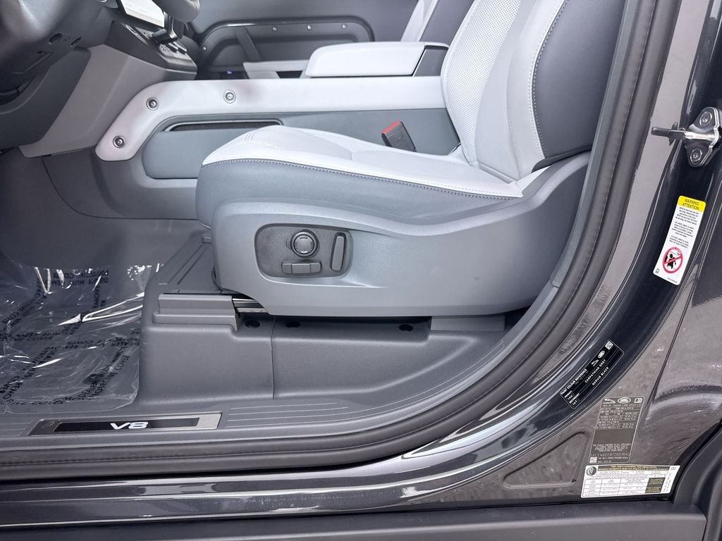 New 2026 Carpathian Grey Land Rover V8 image 12