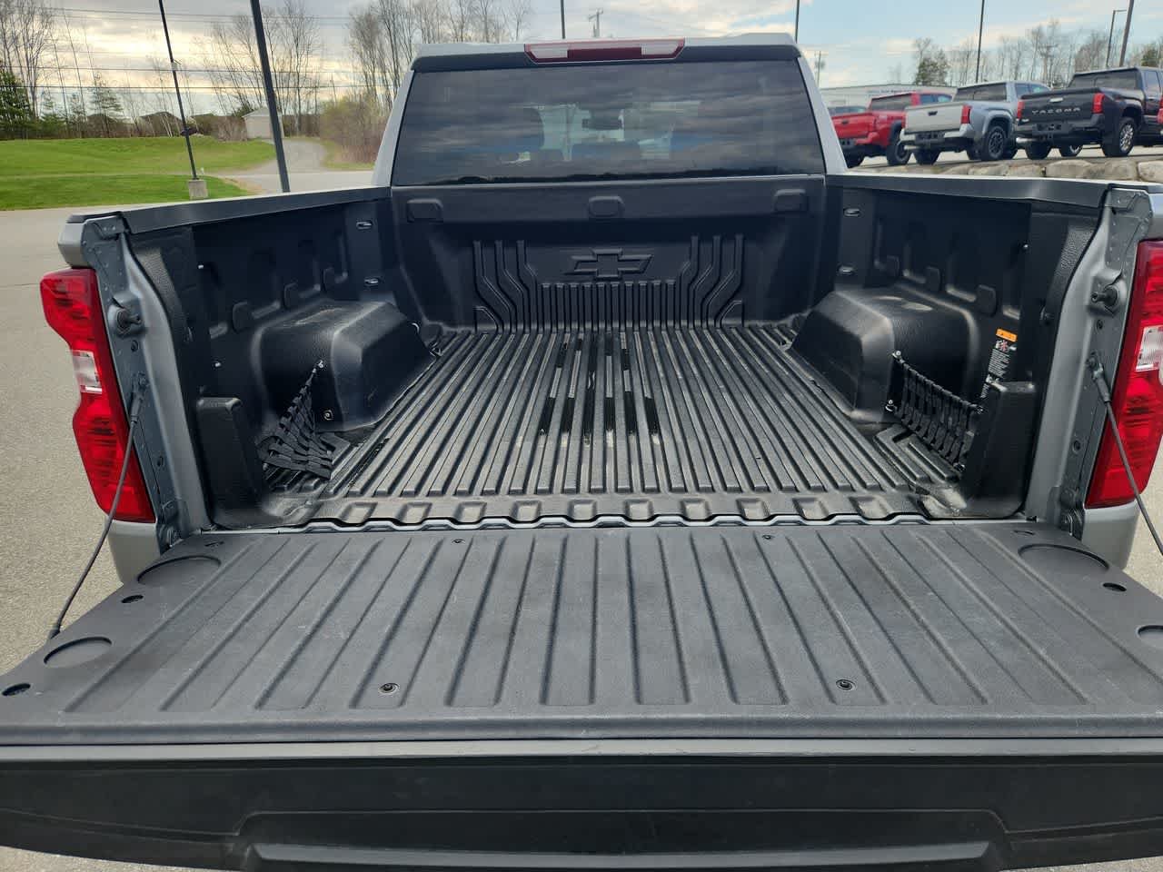 2023 Chevrolet Silverado 1500 LT - Photo 16
