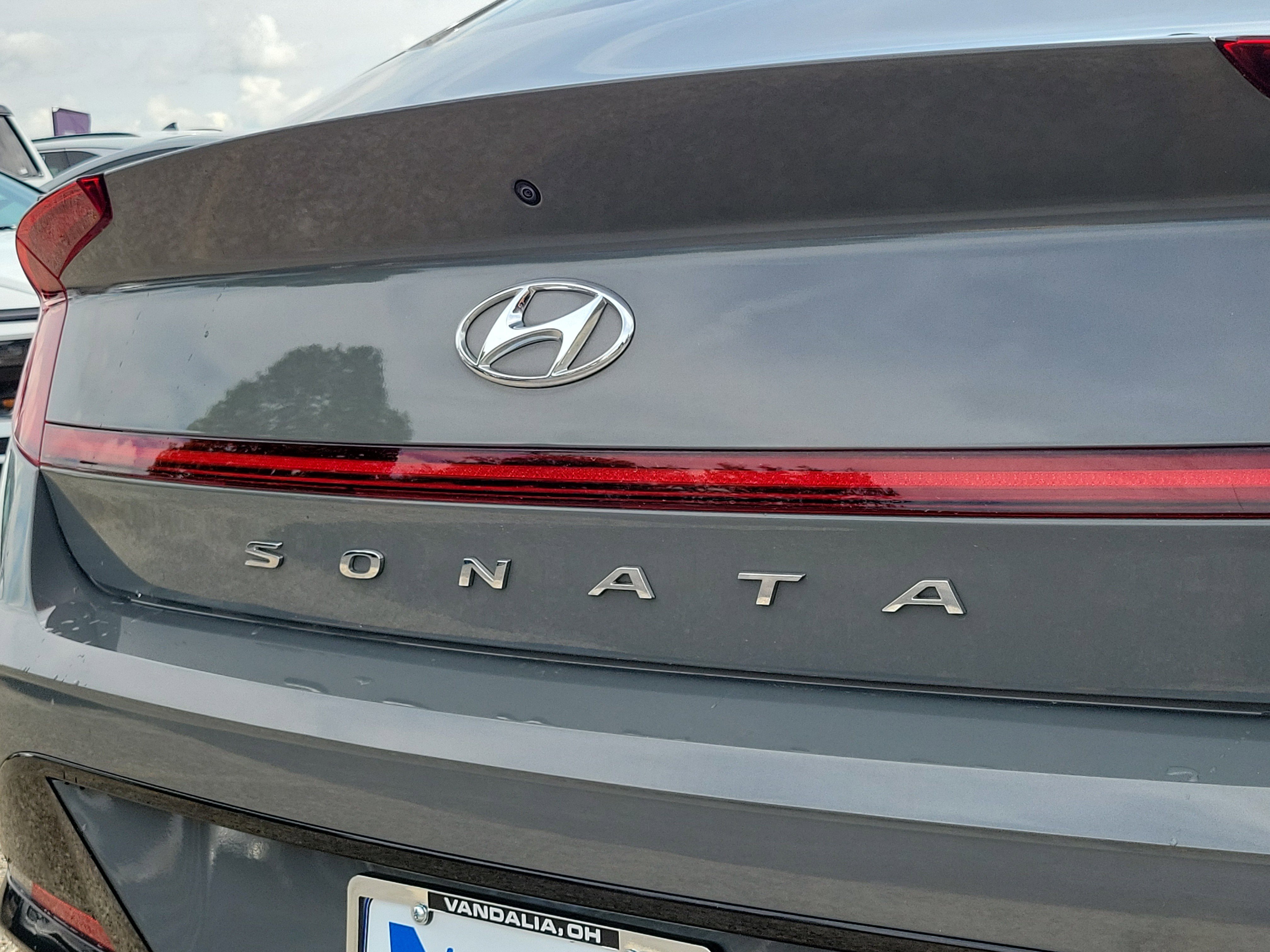 Used 2021 Hampton Gray Hyundai SEL Plus image 6