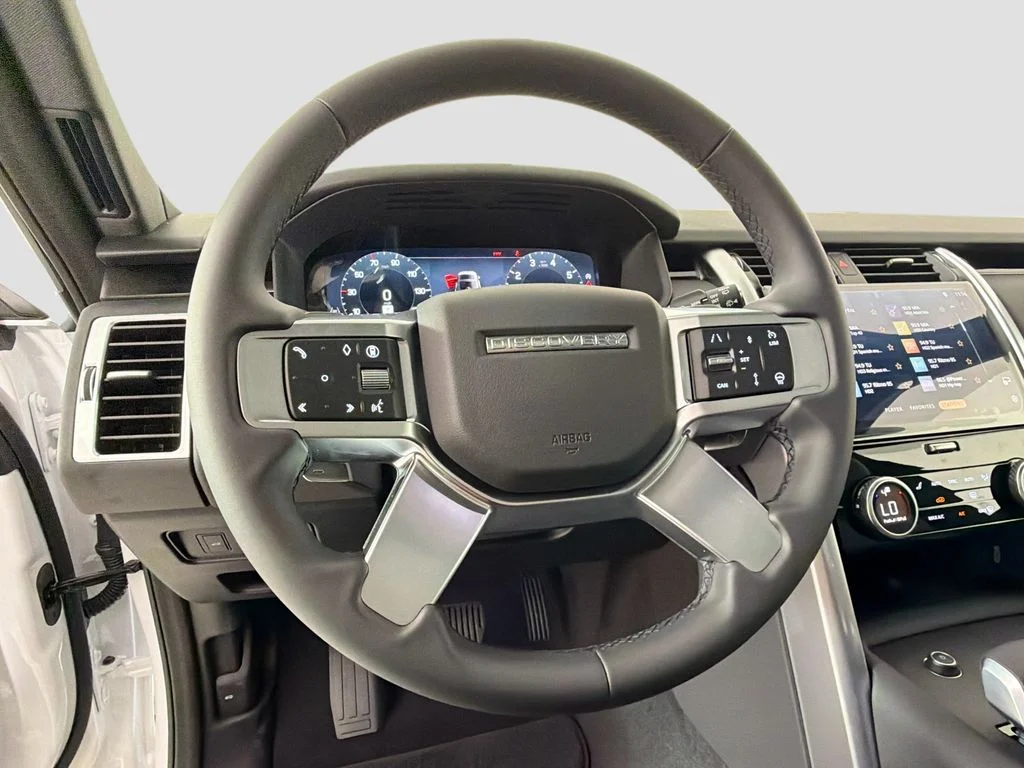New 2026 Fuji White Land Rover S image 11