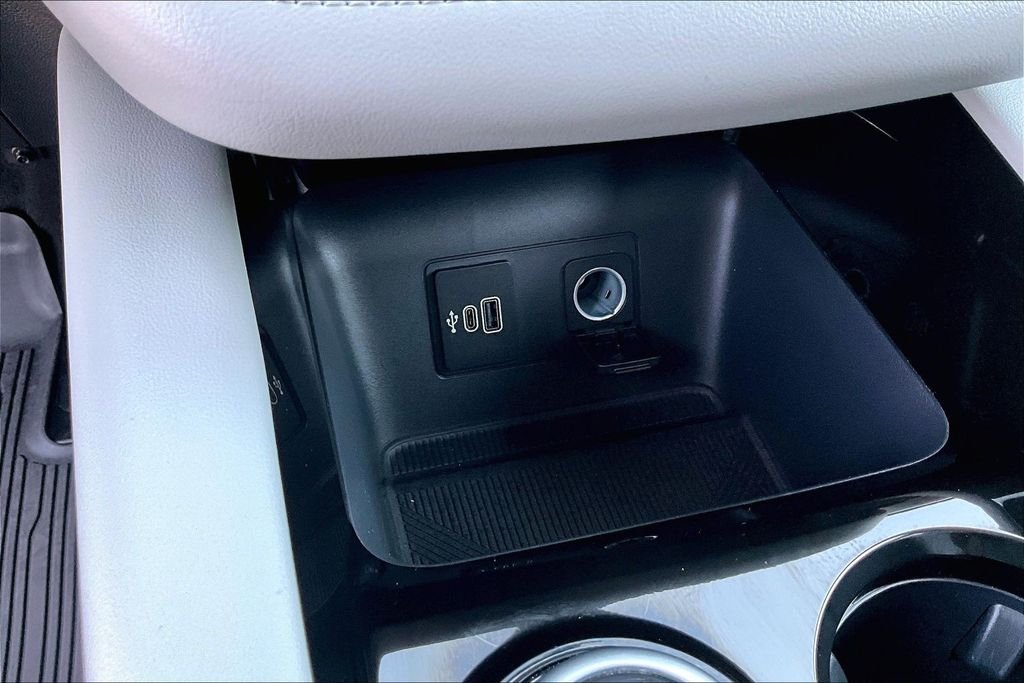 2026 Ford Explorer Platinum - Photo 21