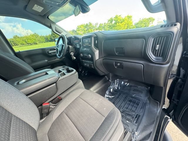 Used 2022 Black Chevrolet Custom image 31