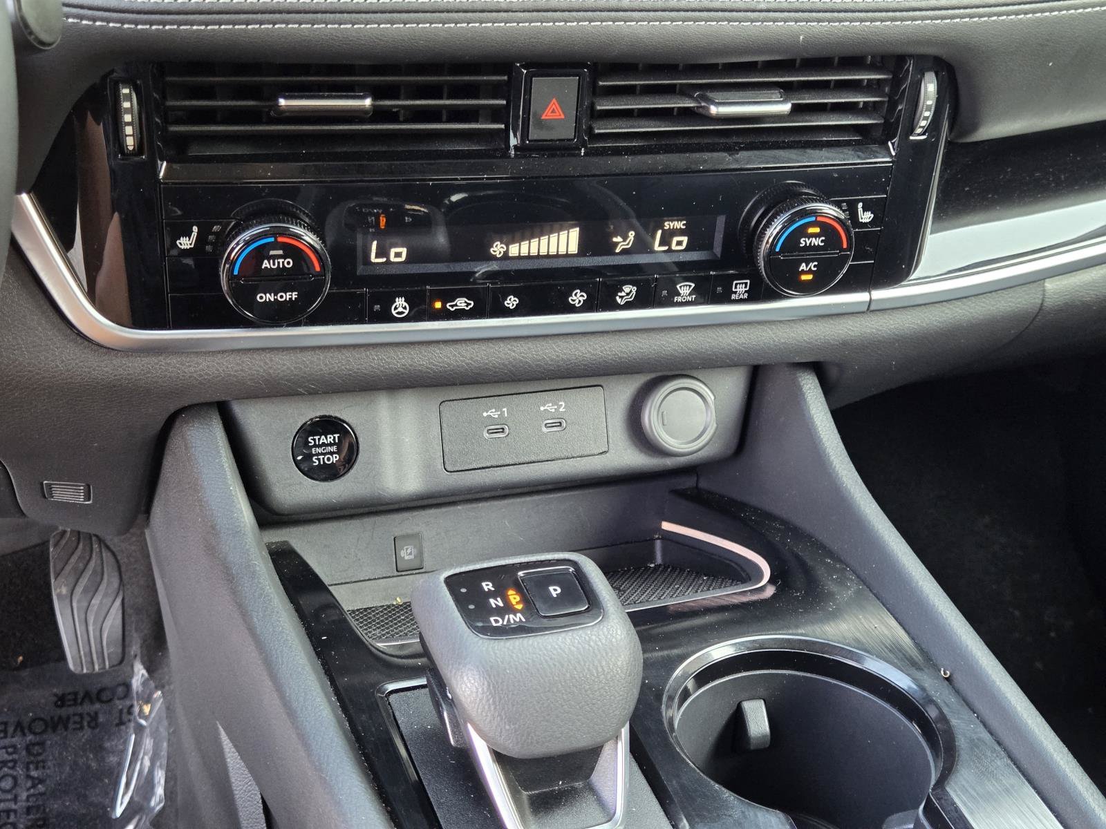 Used 2026 Super Black Nissan SL image 29