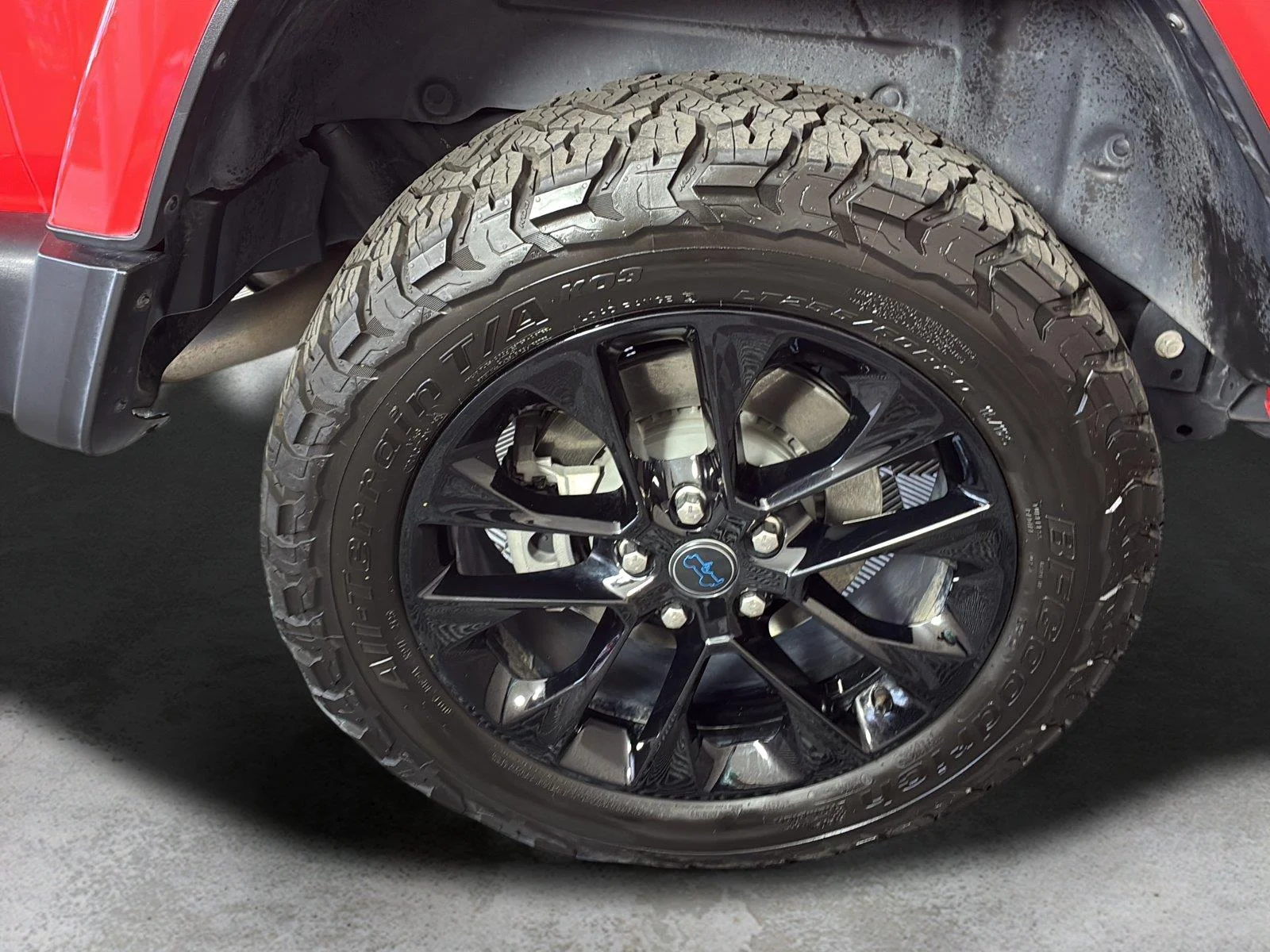 Used 2024 Firecracker Red Clearcoat Jeep Sahara image 14