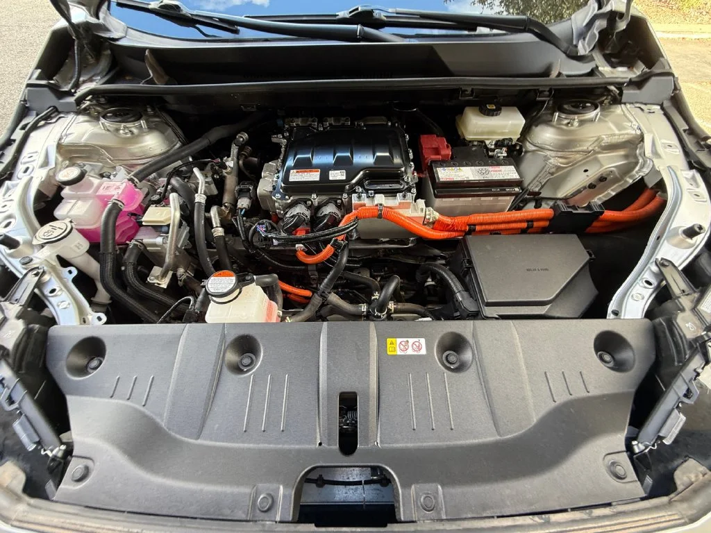 Used 2023 Silver Toyota XLE image 20