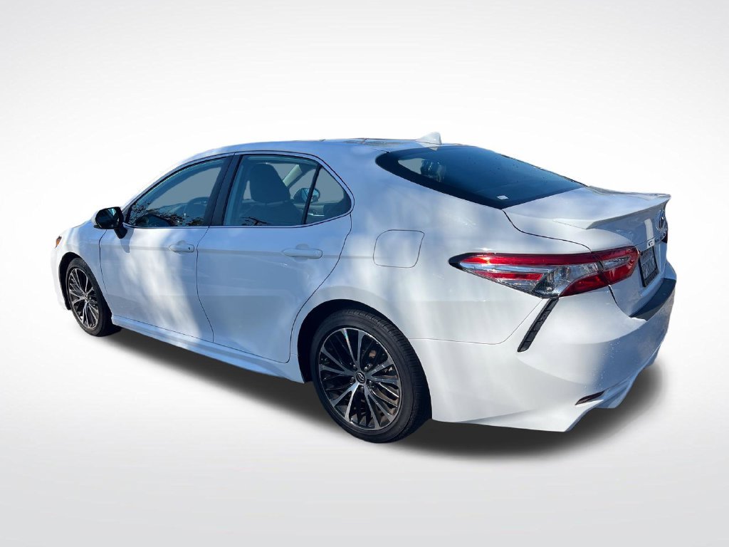 Used 2020 White Toyota SE image 3