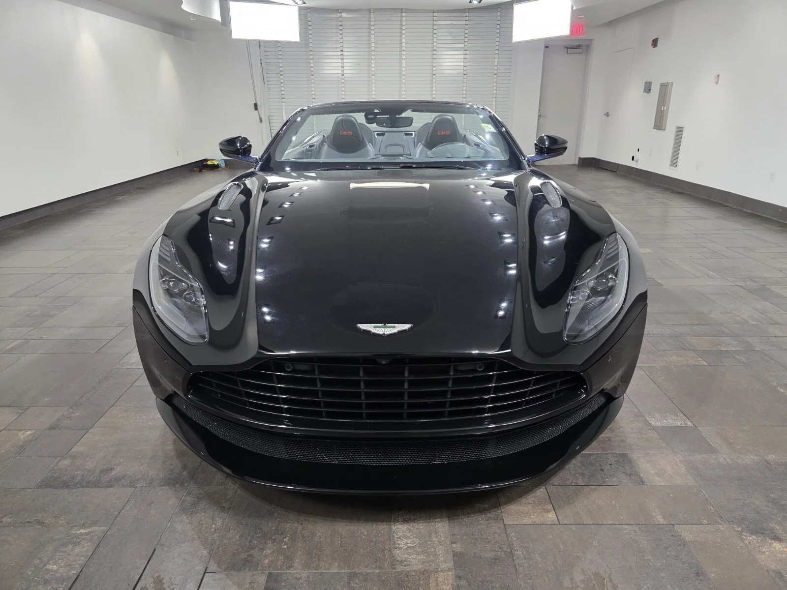 Used 2019 Jet Black Aston Martin Volante image 7