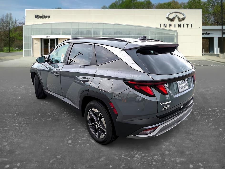 Used 2025 Hampton Gray Hyundai SEL image 37