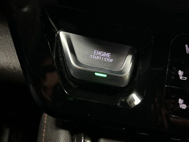 Certified Used 2025 Silver GMC AT4 image 17