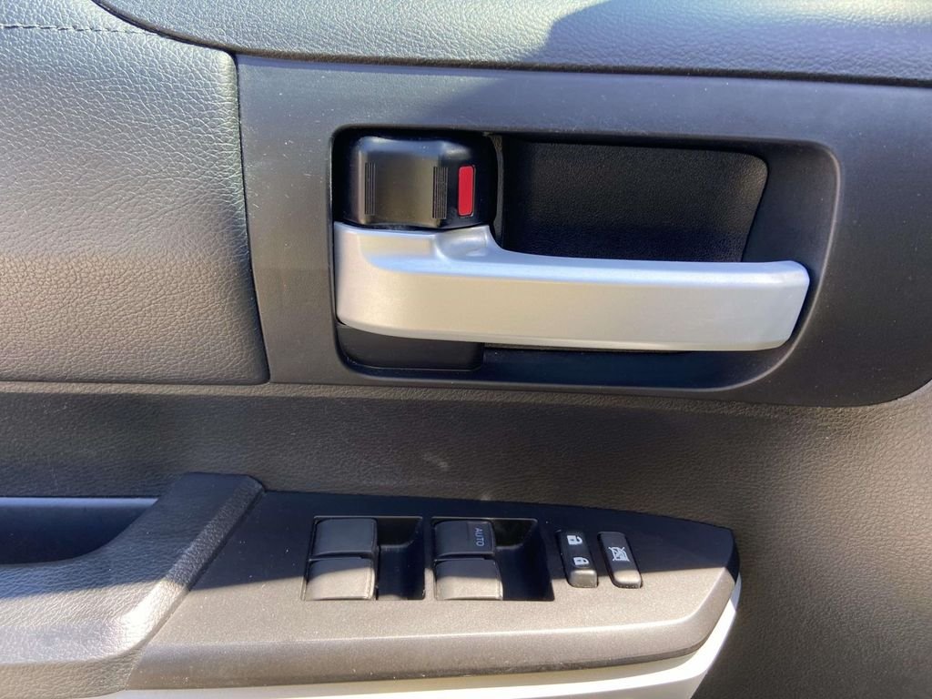 Used 2021 Silver Toyota SR5 image 15