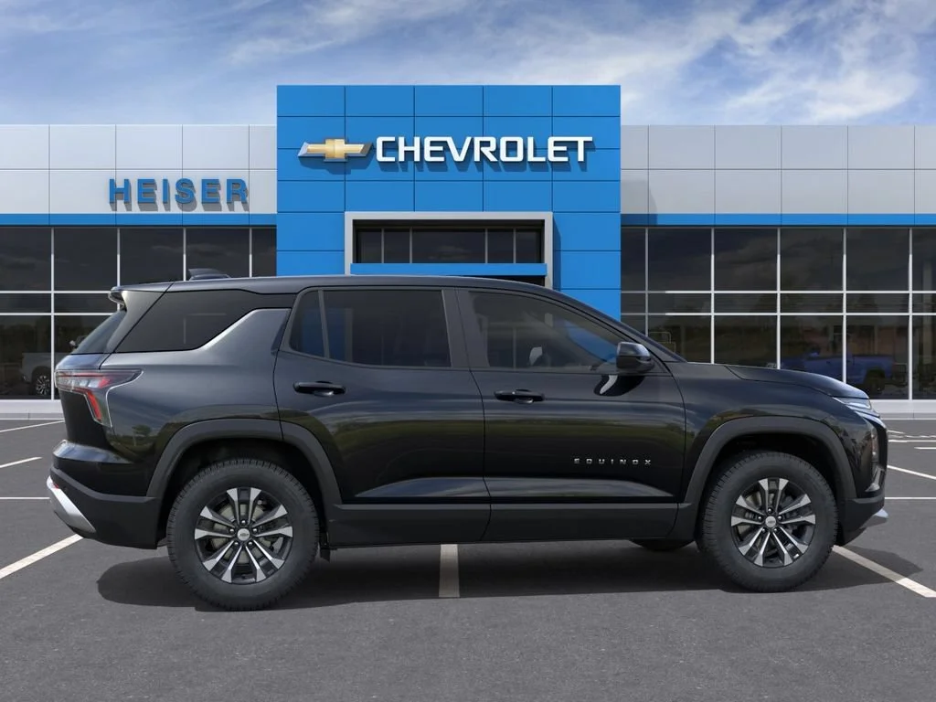 New 2027 Mosaic Black Metallic Chevrolet LT image 5