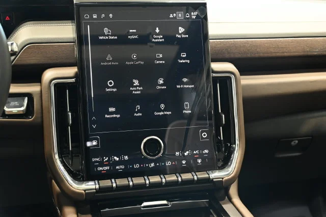 2026 GMC Yukon XL Denali Ultimate - Photo 18