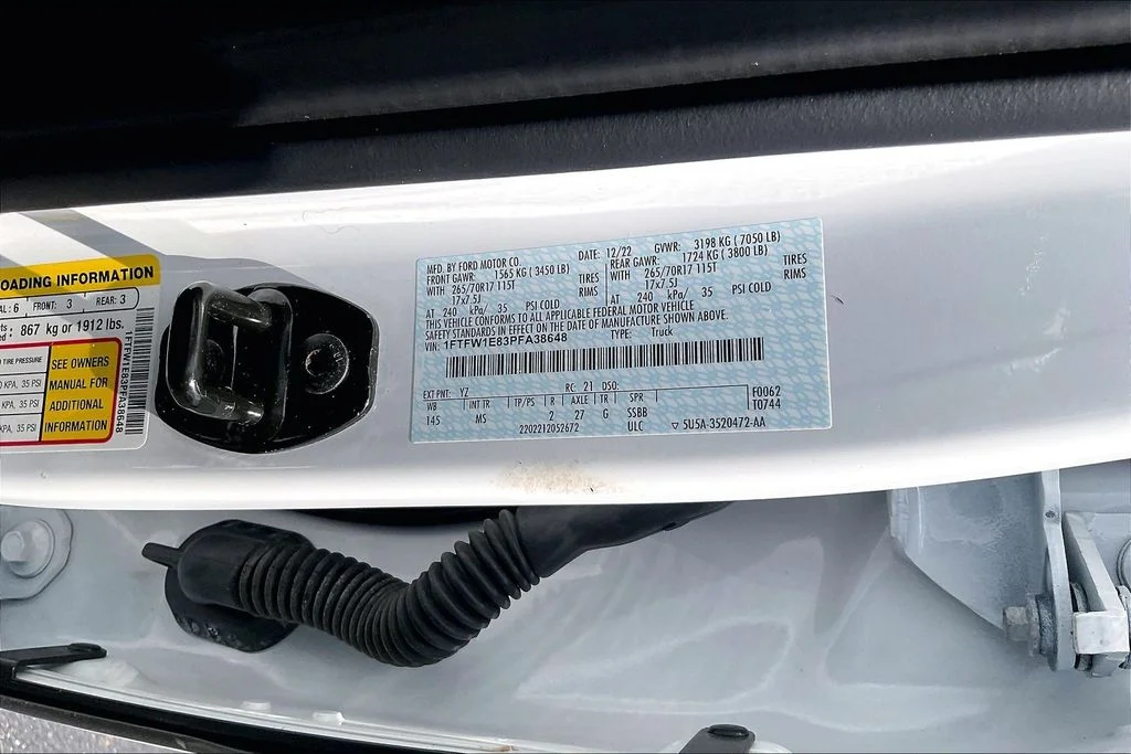 Used 2023 White Ford XLT image 33