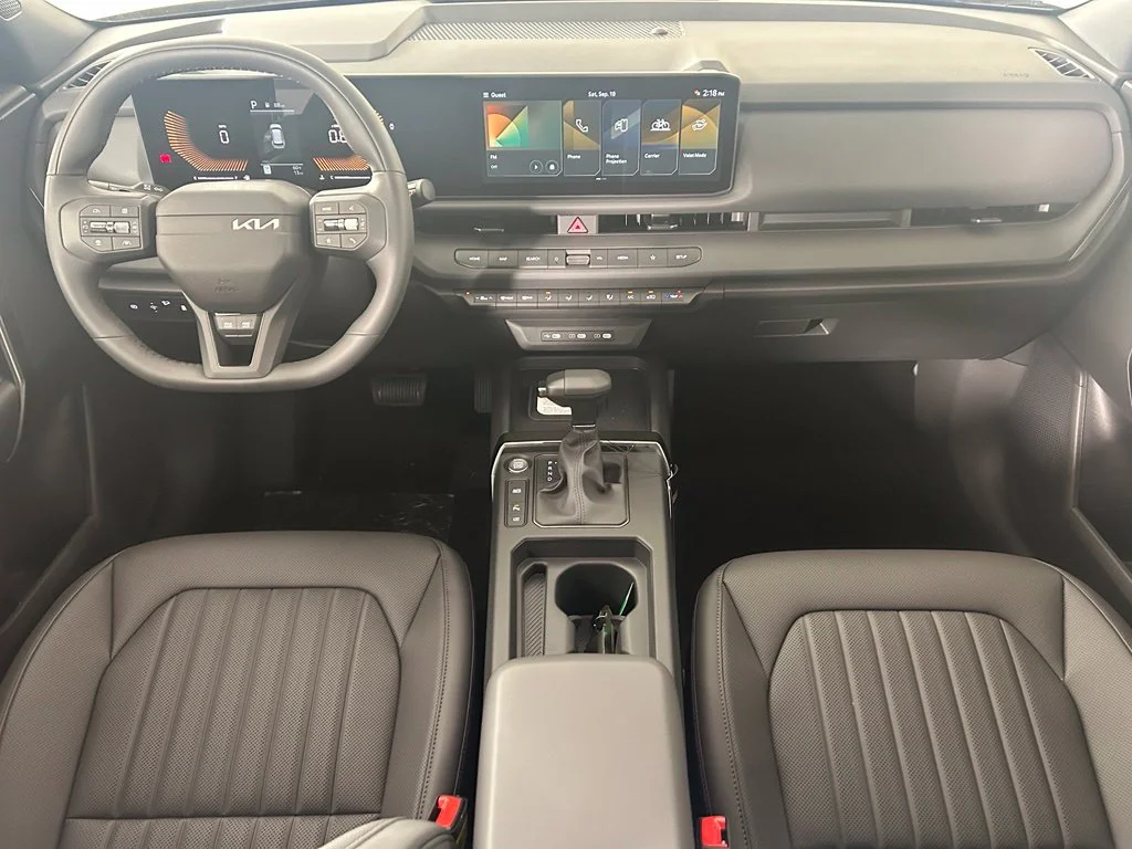 New 2027 Terrain Brown / Black Roof Kia X-Line S image 4