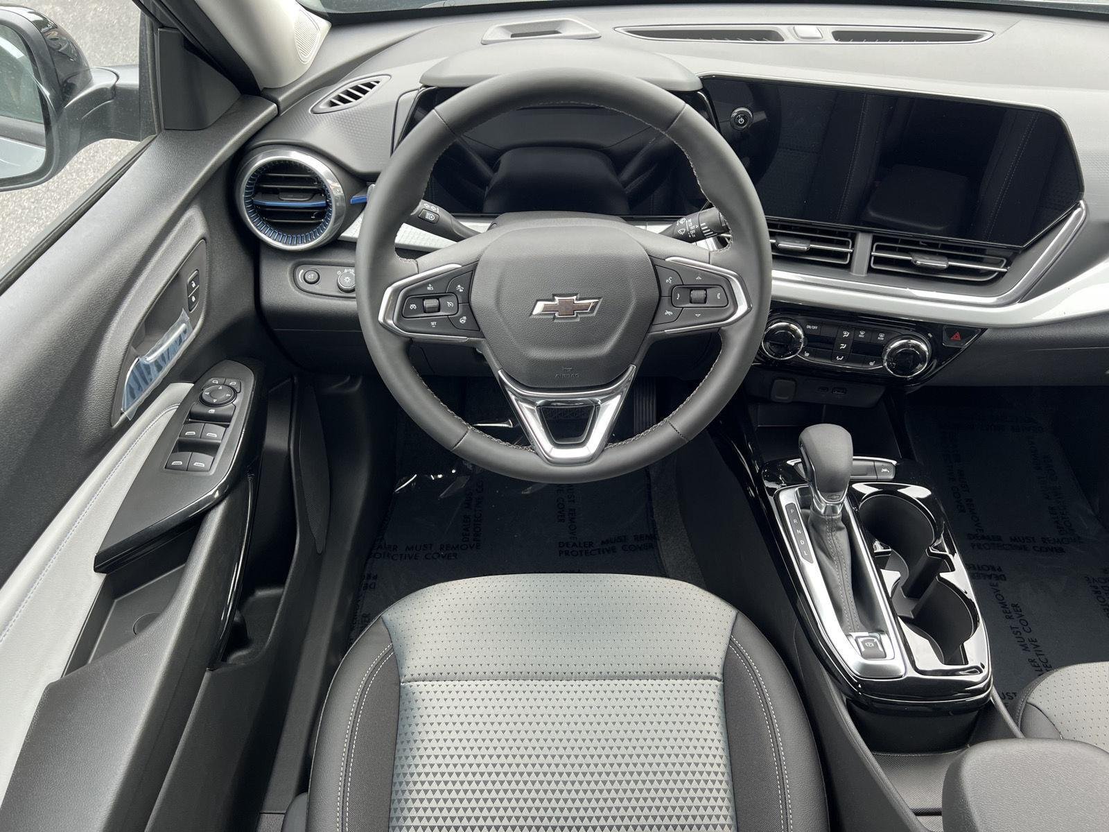2026 Chevrolet Trax LT - Photo 32