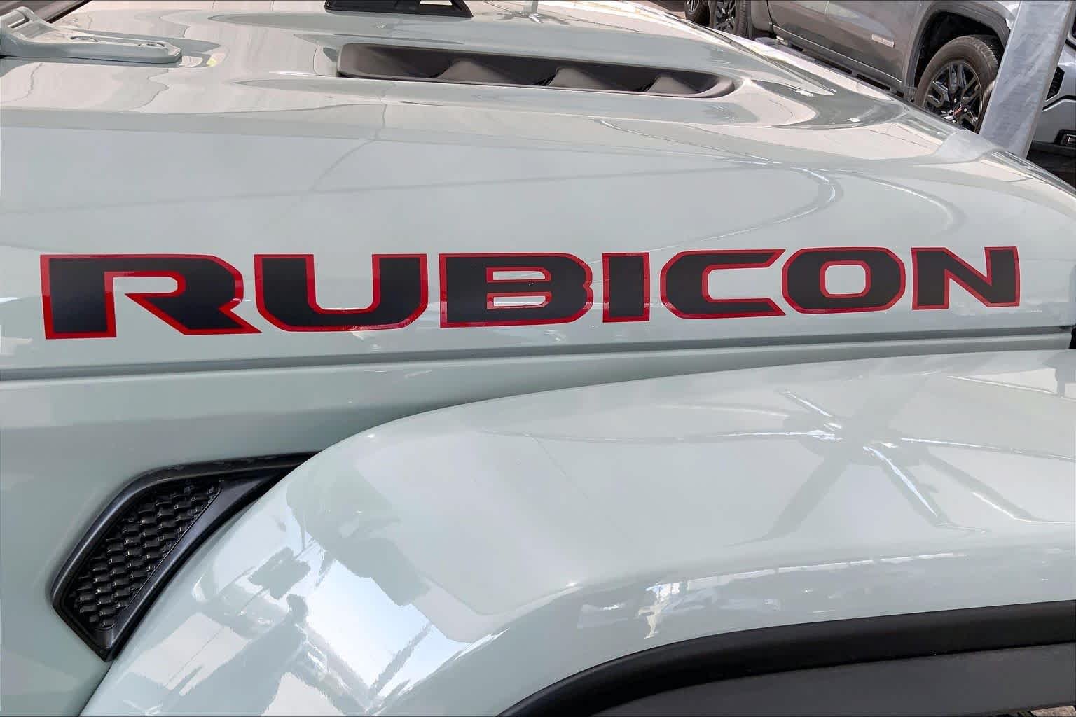 Used 2024 Earl Clearcoat Jeep Rubicon X image 10