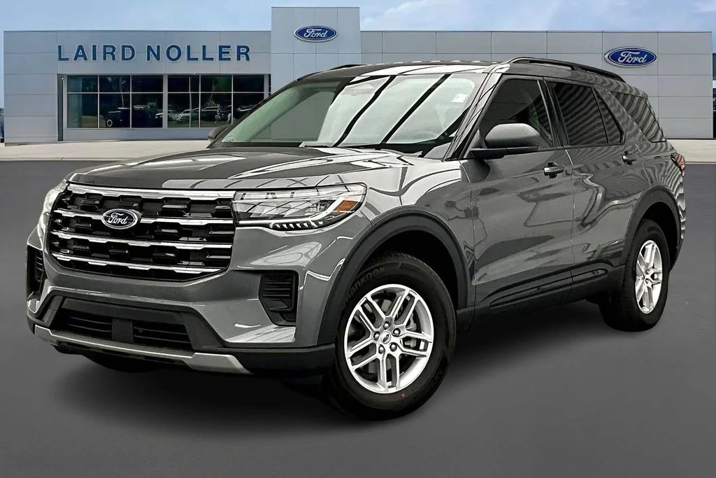 2026 Ford Explorer Active 4WD's photo