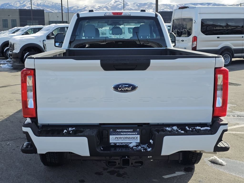 New 2026 Oxford White Ford XL/STX image 23