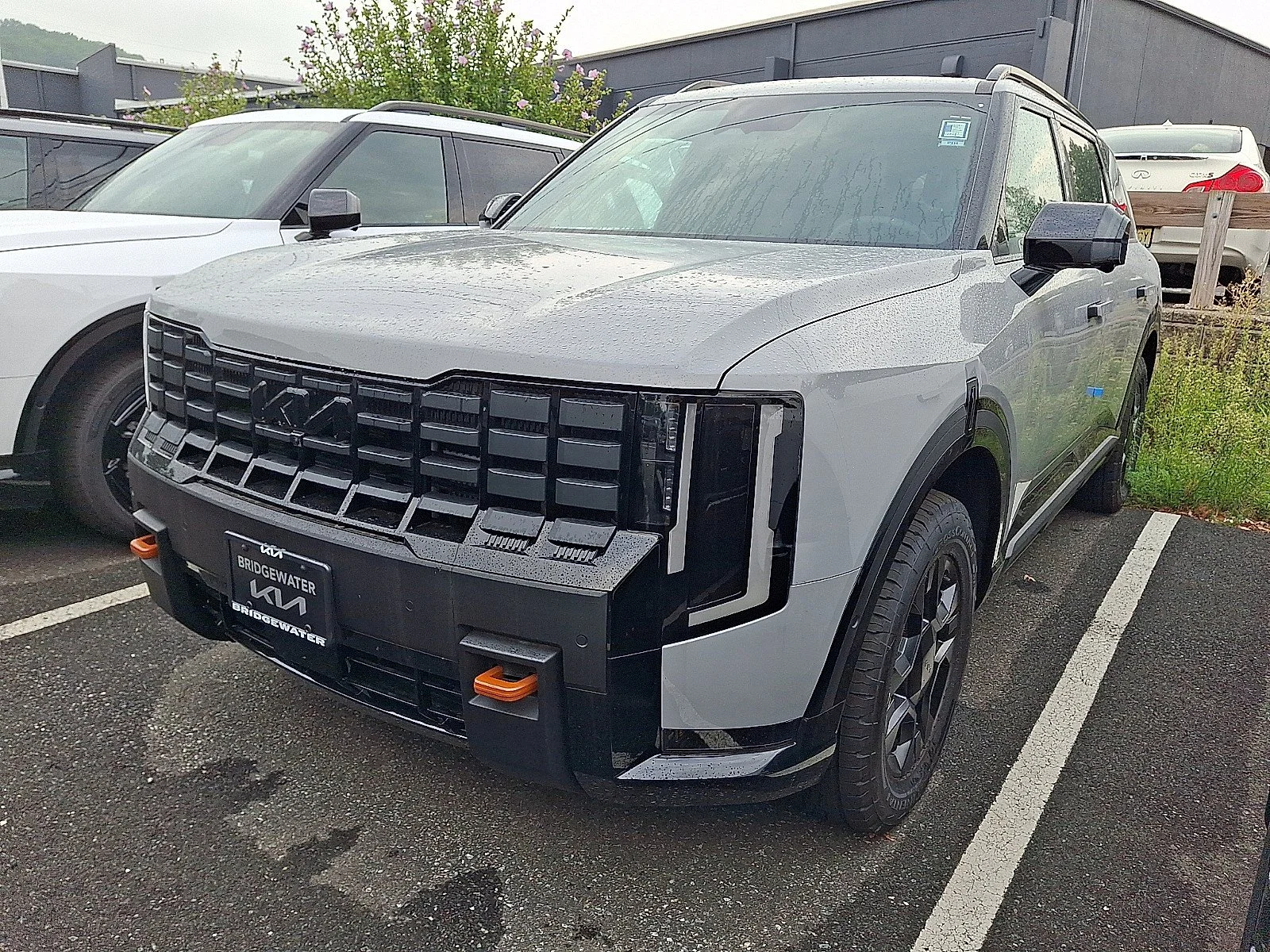 New 2027 Wolf Gray Kia X-PRO SX image 3