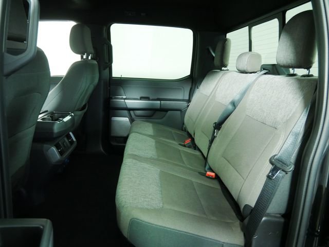 Used 2024 Black Ford XLT image 17