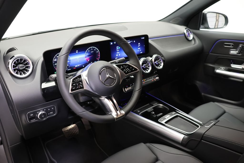 New 2026 Night Black Mercedes-Benz GLA 250 image 37