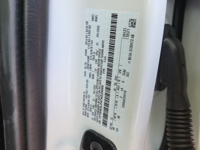 New 2026 Oxford White Ford XLT image 13
