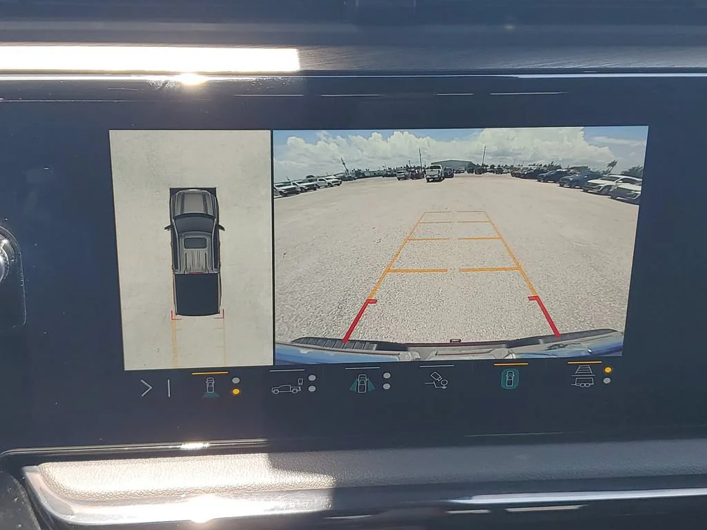 Used 2023 Volcanic Red Tintcoat GMC AT4 image 18