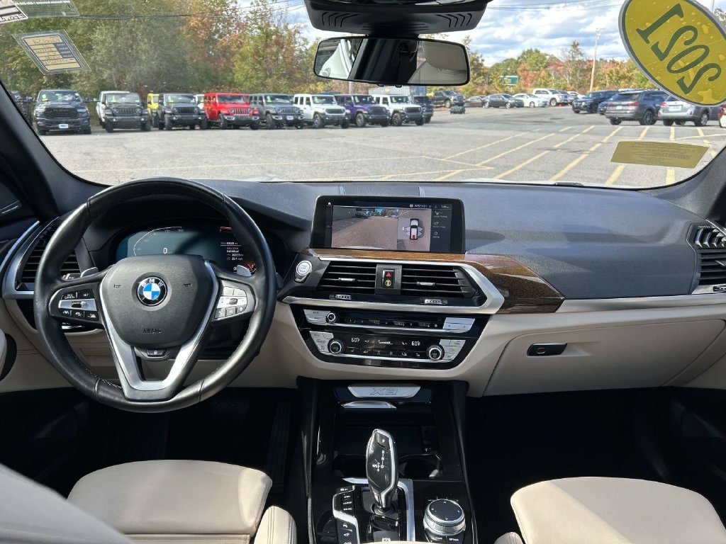 Used 2021 White BMW xDrive30i image 22